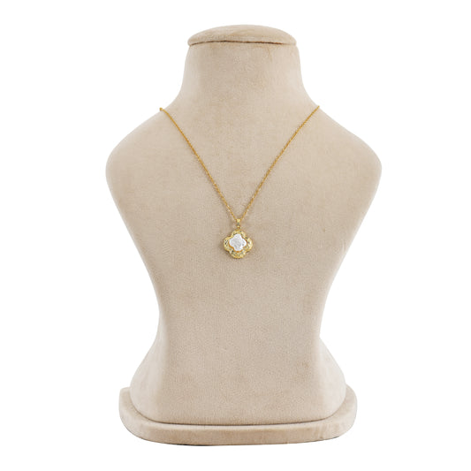 Gold Chain with Pendant/Charm